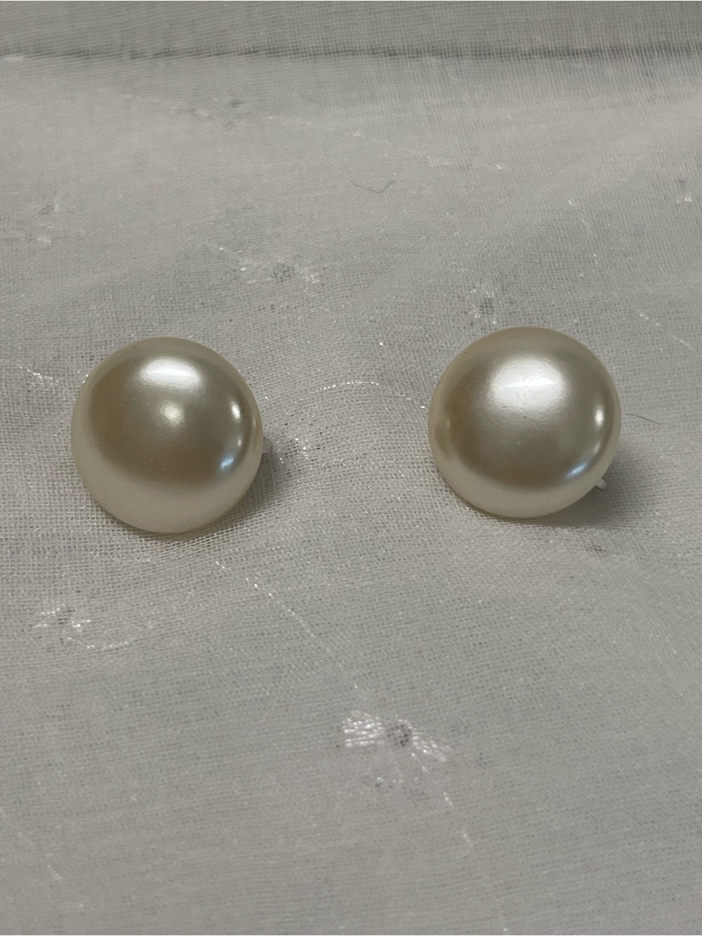 Vintage Sarah Coventry Faux Pearl Button-Cabochon Clip-On Earrings